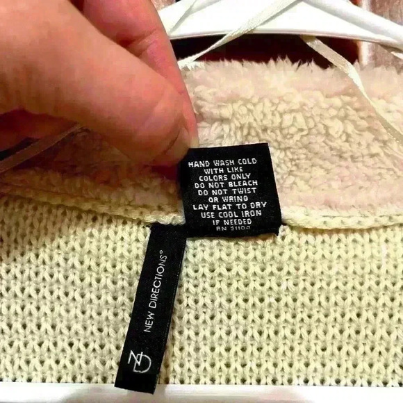 Super soft Cardigan - with faux fur collar - New Directions, Medium. Beautiful! - Picture 7 of 8